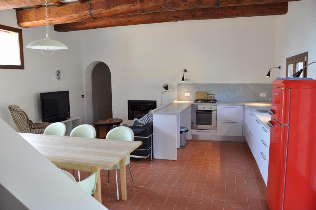 Poggio Al Sole Villa Badia A Passigano Luaran gambar